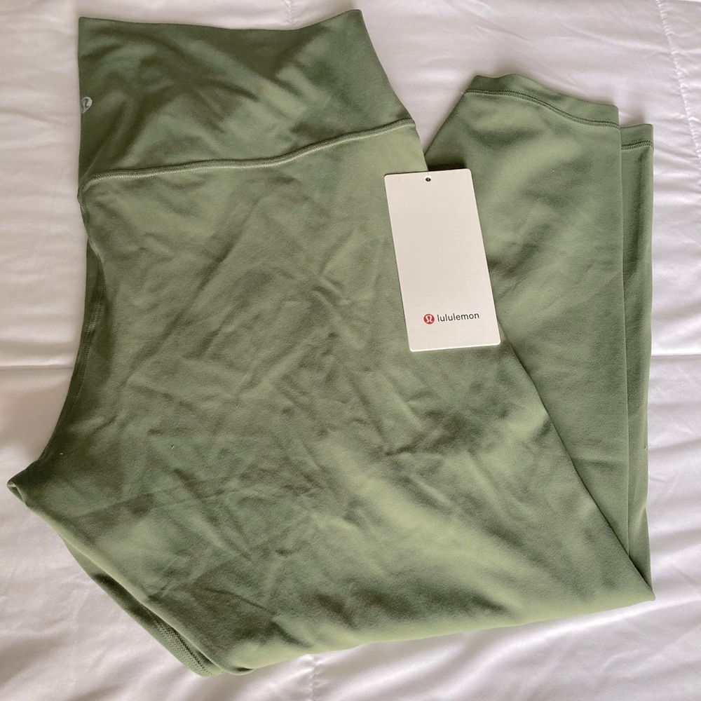 NWT Lululemon 25” High Rise Align Leggings